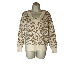 Chic Cream and Brown V-Neck Sweater with Animal Print